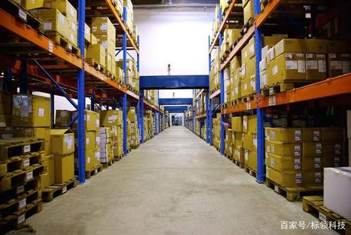 珠海倉庫貨架主動防護網(wǎng)規(guī)格及其在倉儲物流中的應(yīng)用